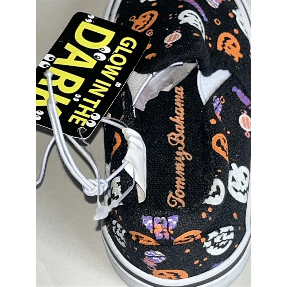 Tommy‎ Bahama Toddler 5 Slip-On Shoes Pumpkins Candy Halloween Glow in the Dark